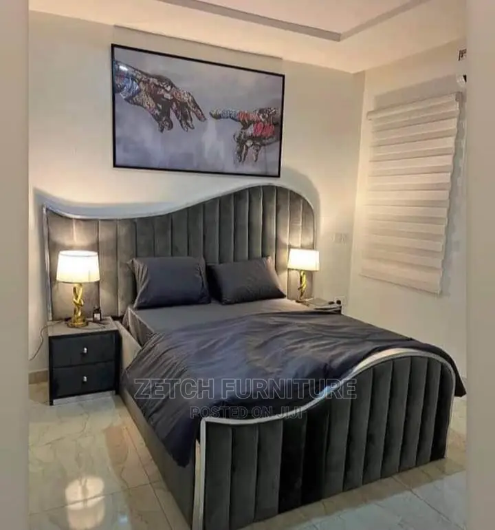 Standard 6x6 Padded Bedframe