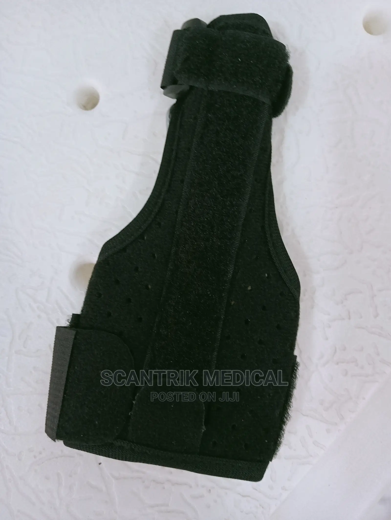 Thumb Finger Splint for Pain Relief