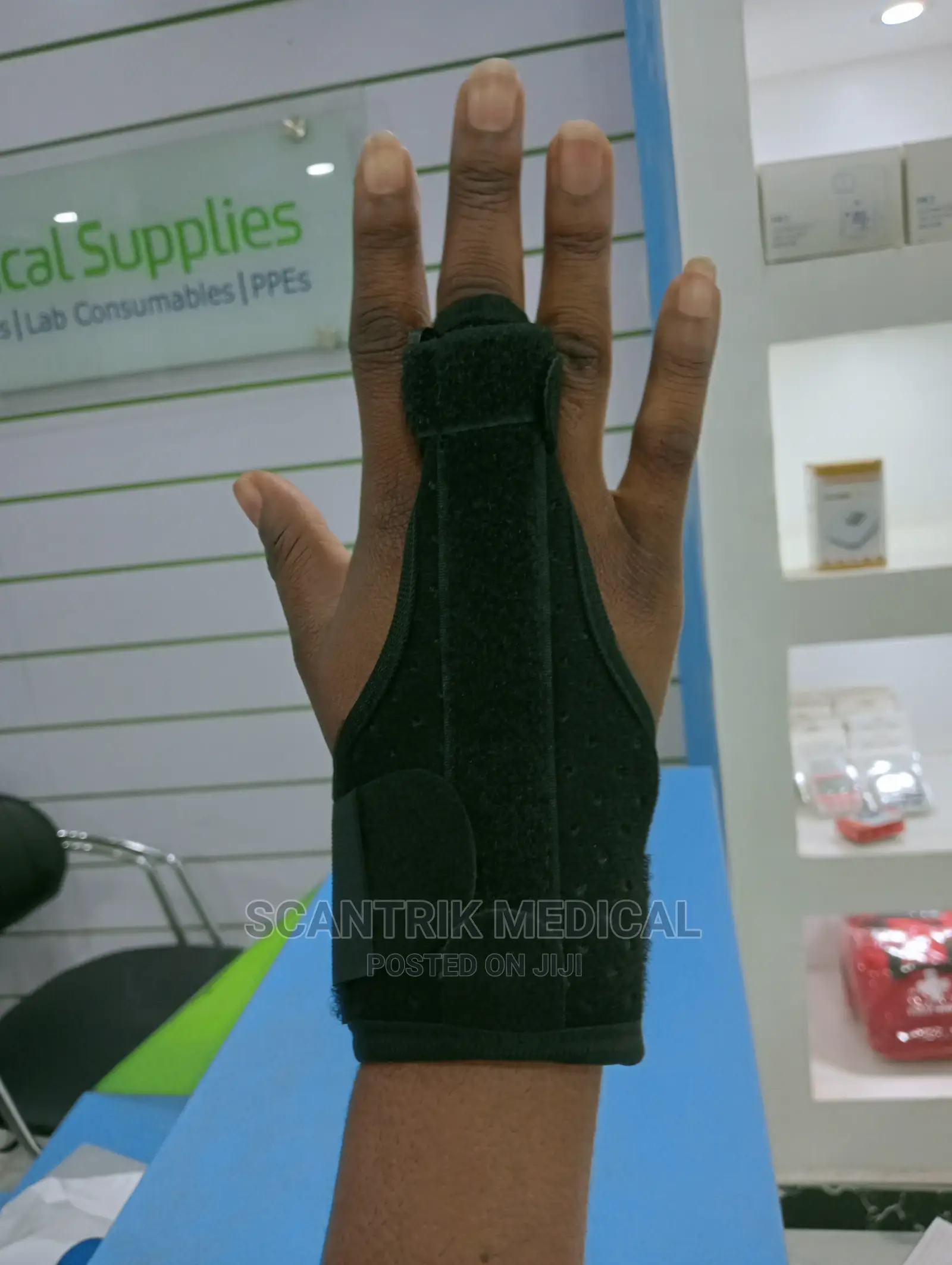Spica Splint Thumb Use for Soft Tissue Injury
