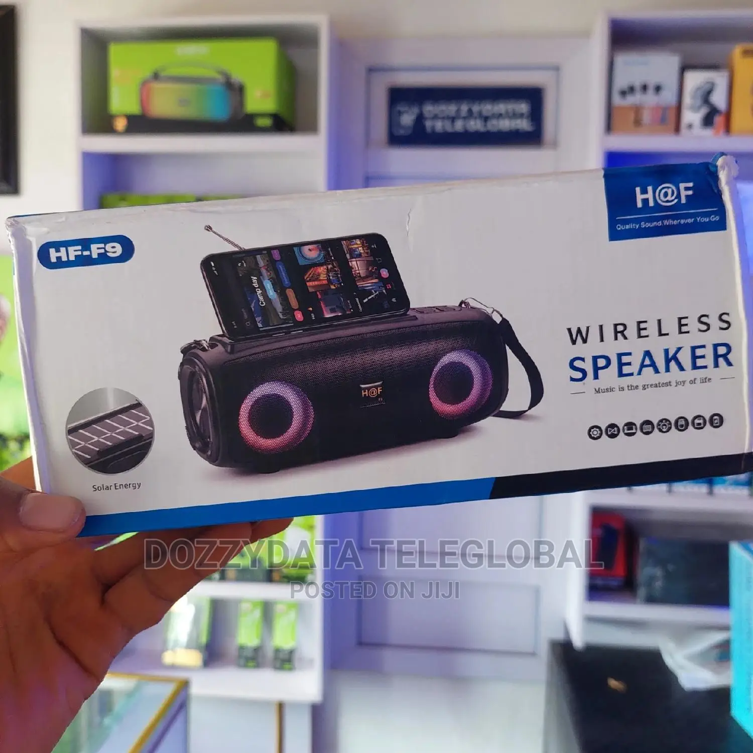 Hf-F9 Wireless Bluetooth Speaker Charge Through Solar Panel