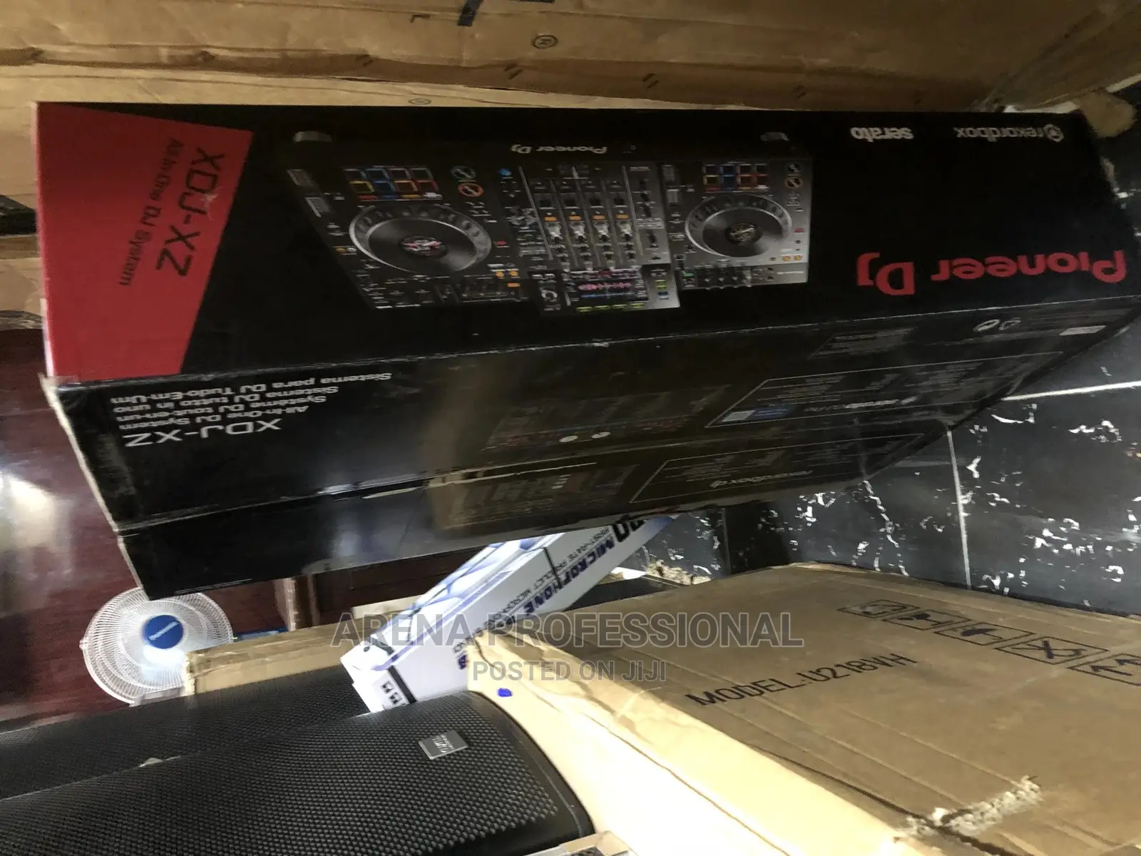 Pioneer XDJ-XZ DJ Controller