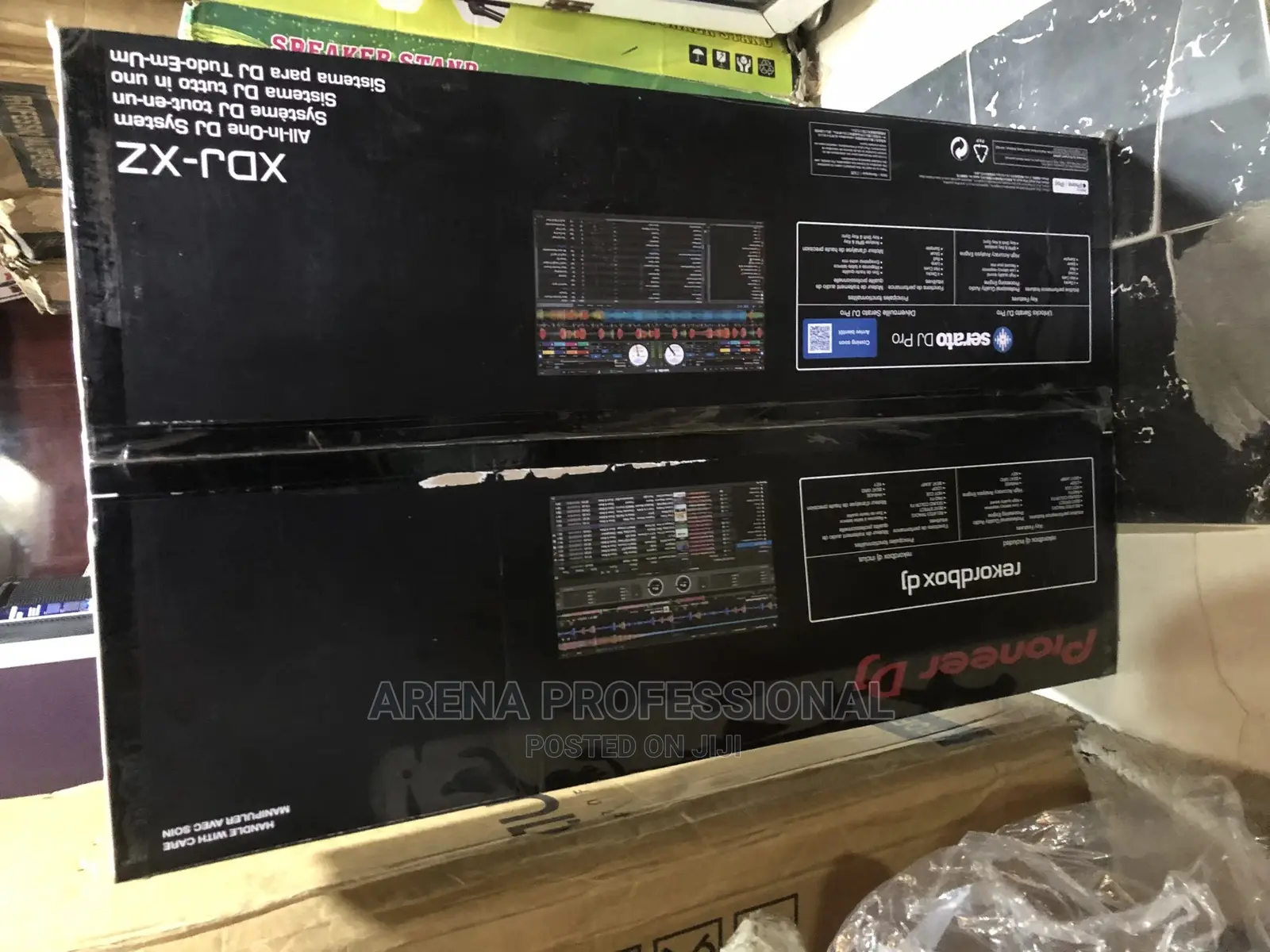 Pioneer XDJ-XZ DJ Controller