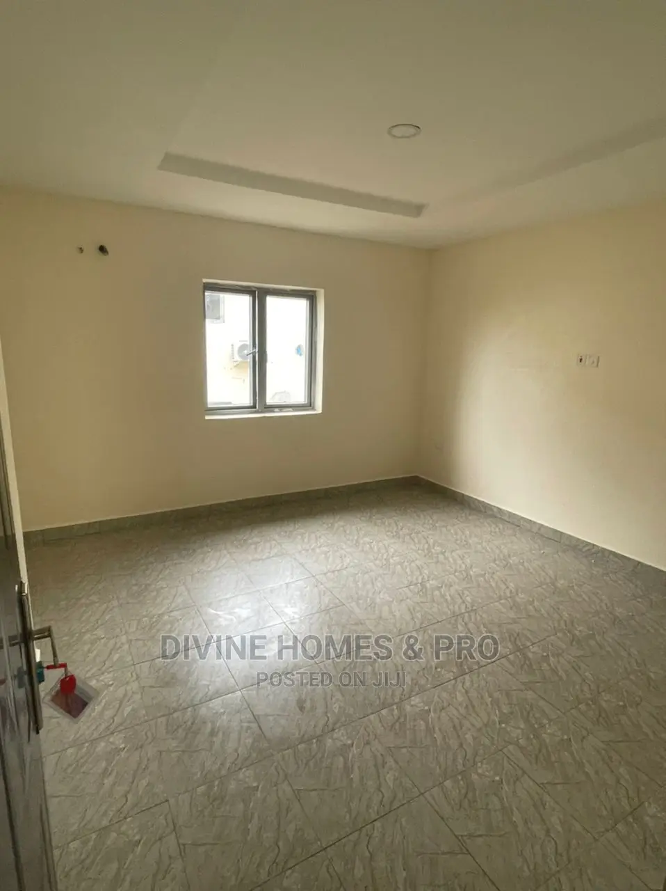 4bdrm Duplex in Life Camp for sale