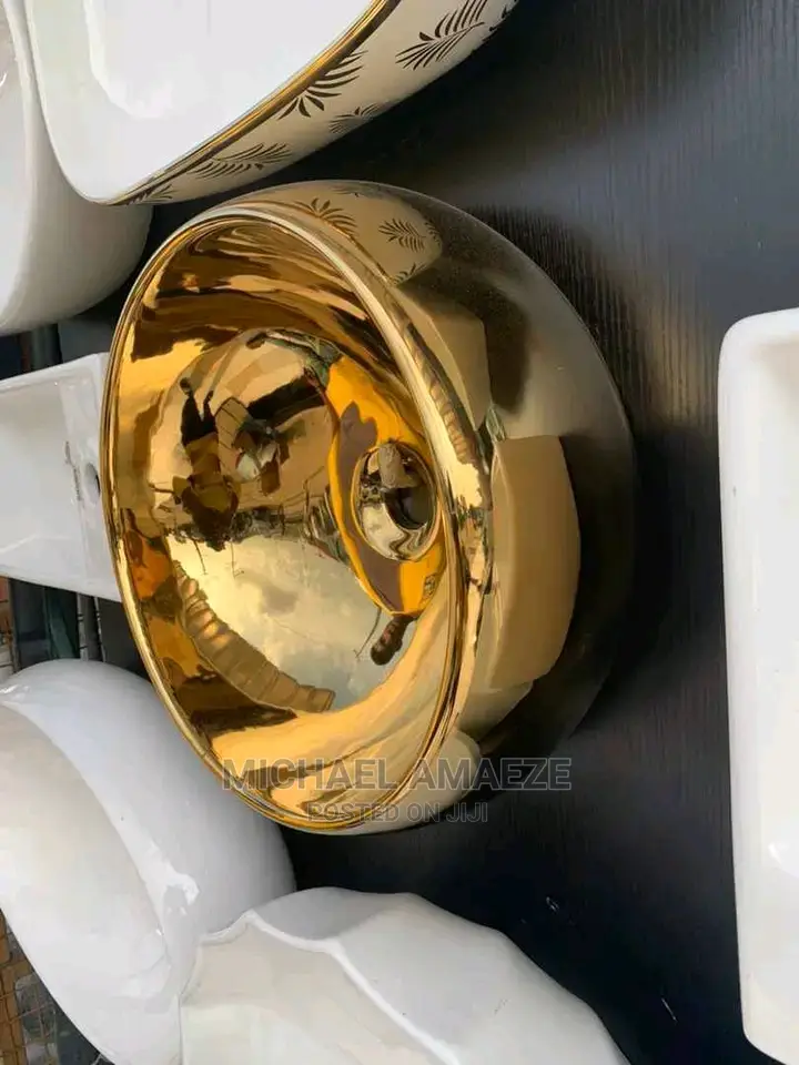 Round Gold Basin Counter Top