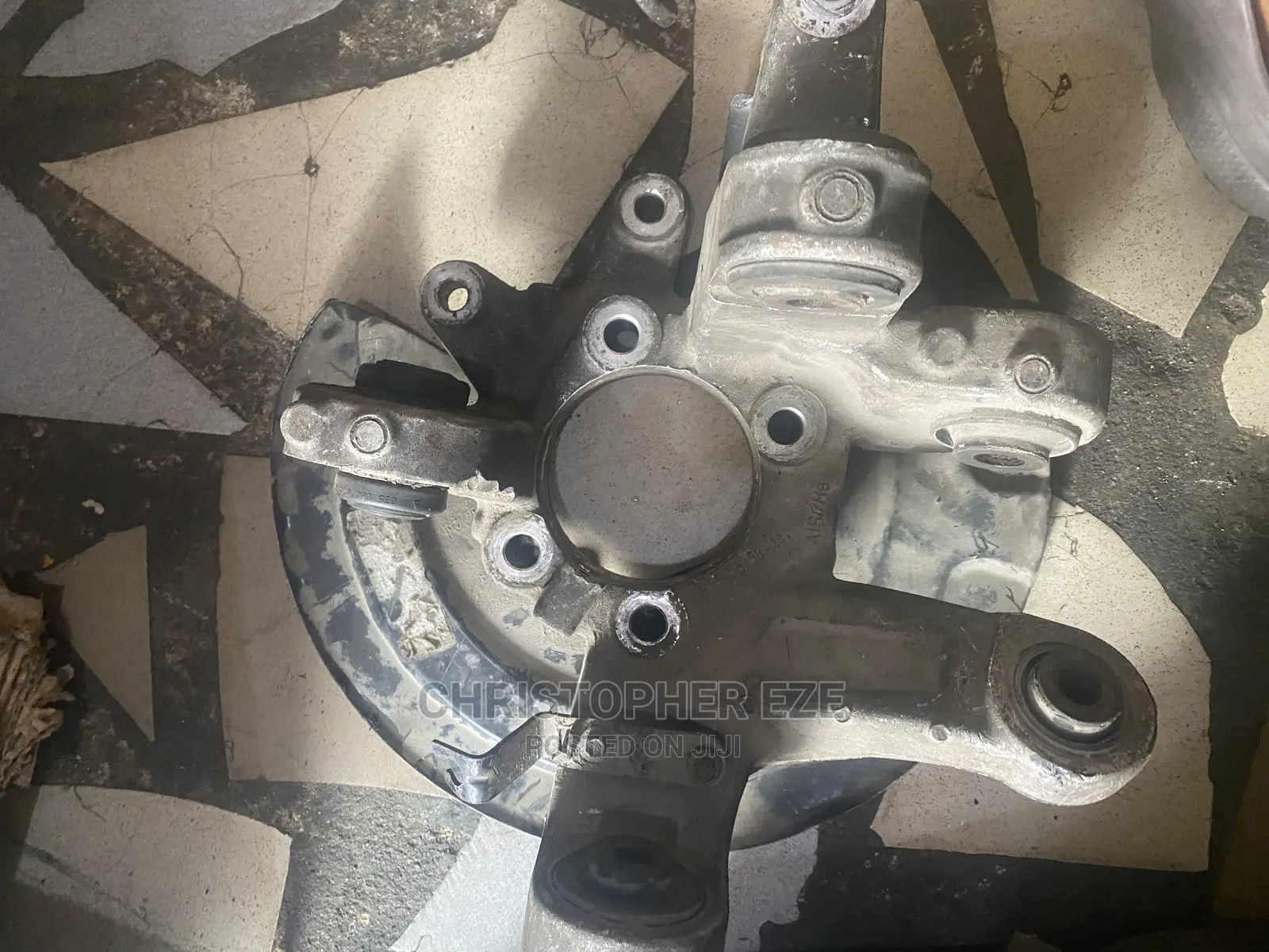 Back Spindle Ford Explorer 2011 2012 2013 2014 2015 2016