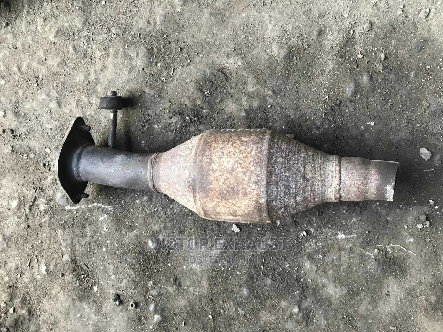 Centre Catalyst Converter Toyota Highlander 2005 Model