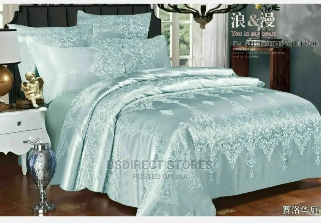 Moonstar London 4pcs Jacquard Luxury Duvet + Fitted Sheets