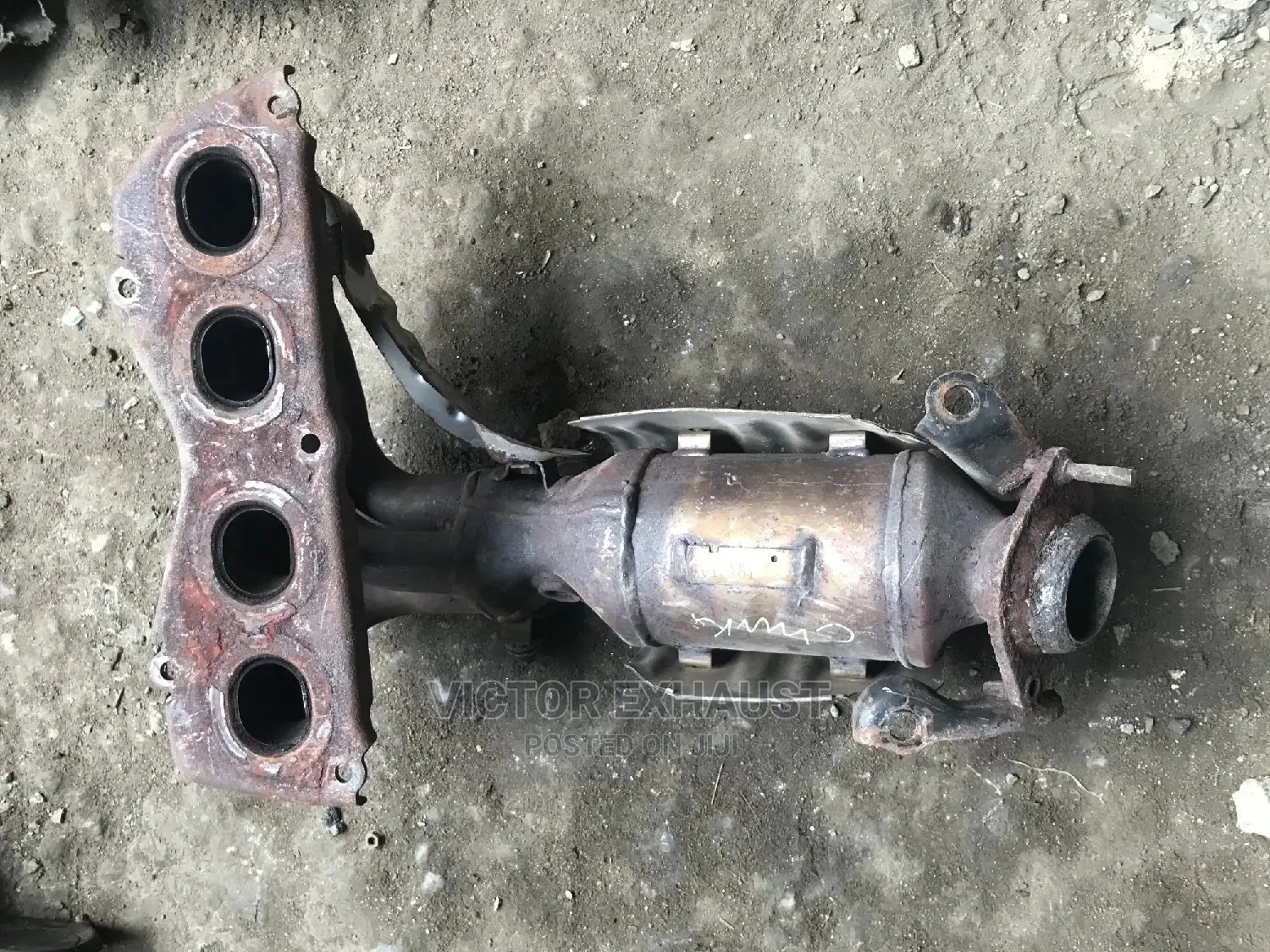 Engine Catalyst Toyota Venza 2010 Model 4plug