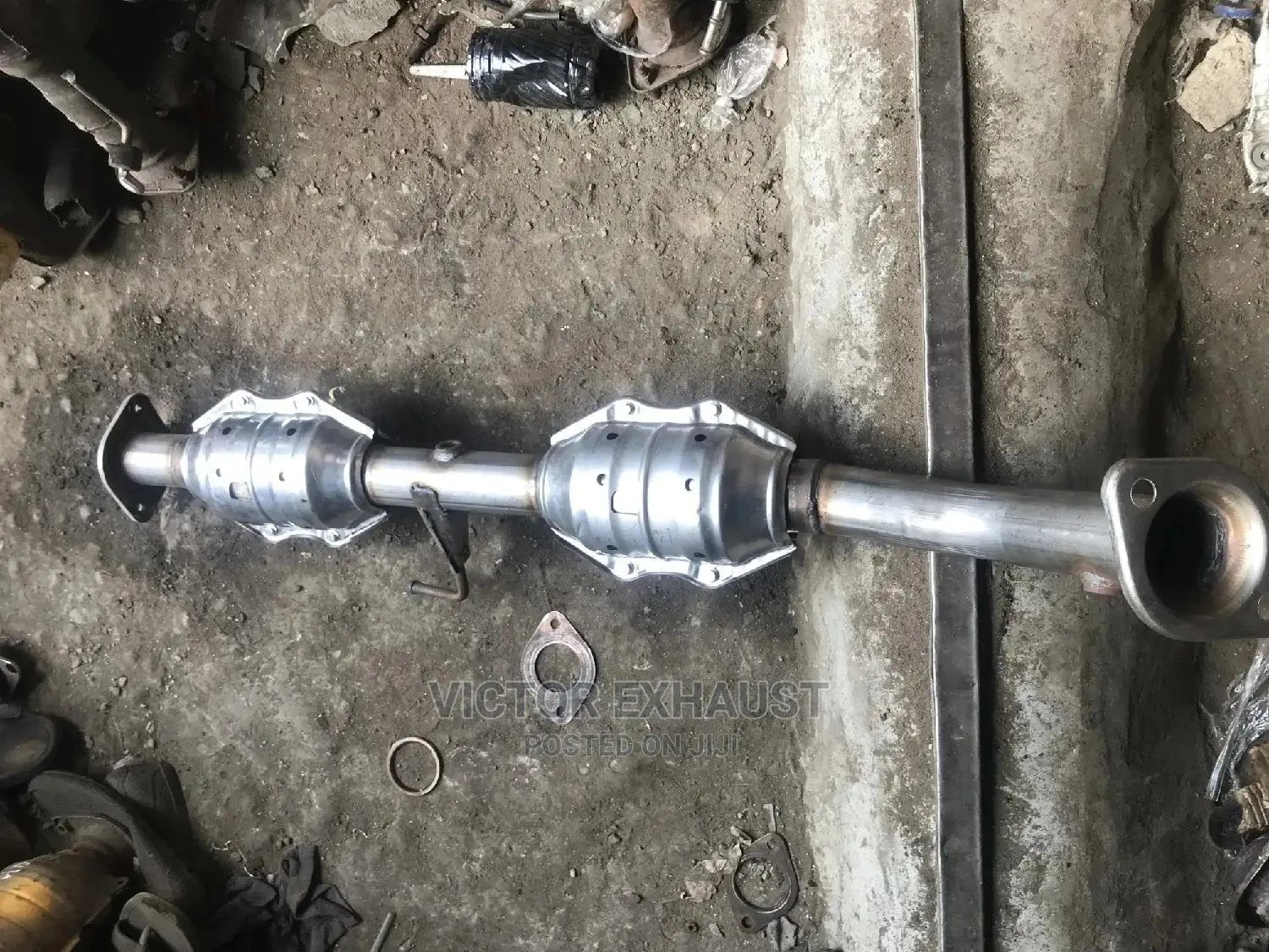 Complete Catalyst Toyota Prado 2005 Model