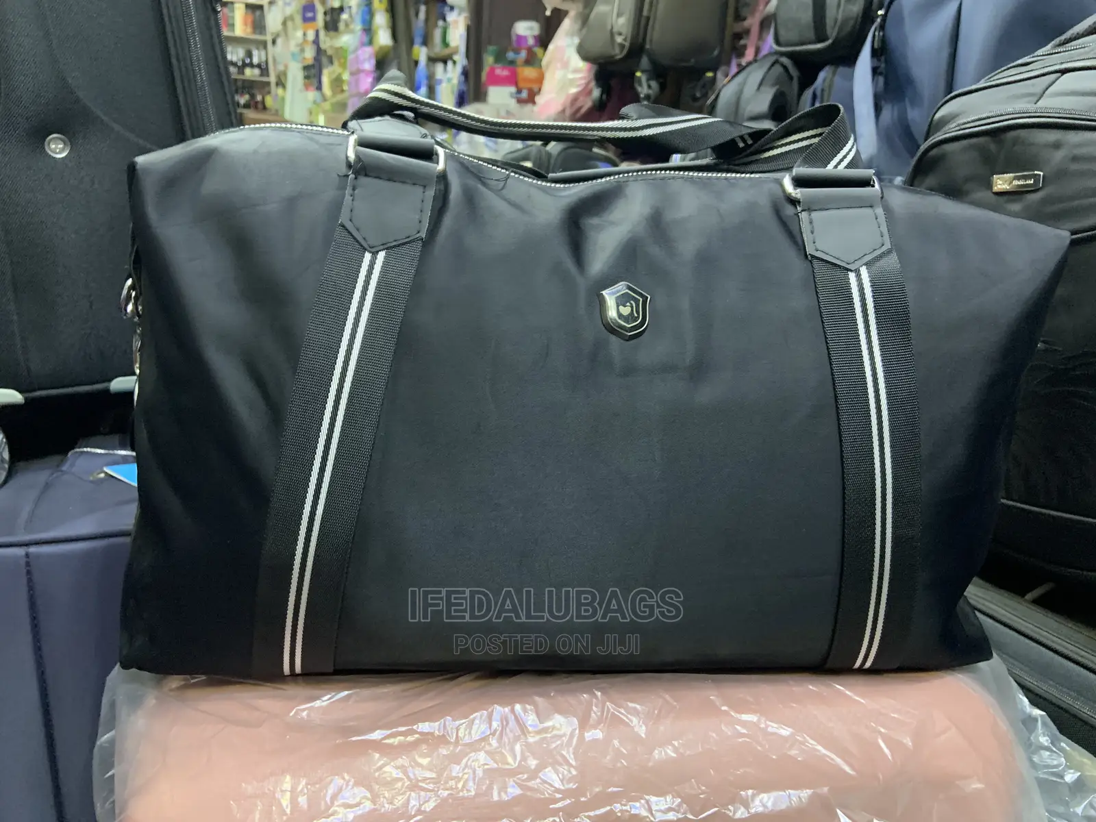 Medium Size Carry on Traveling Luggage