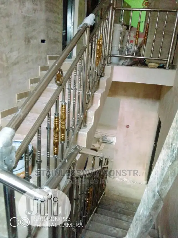 Stainless Railing Enclose Stairs