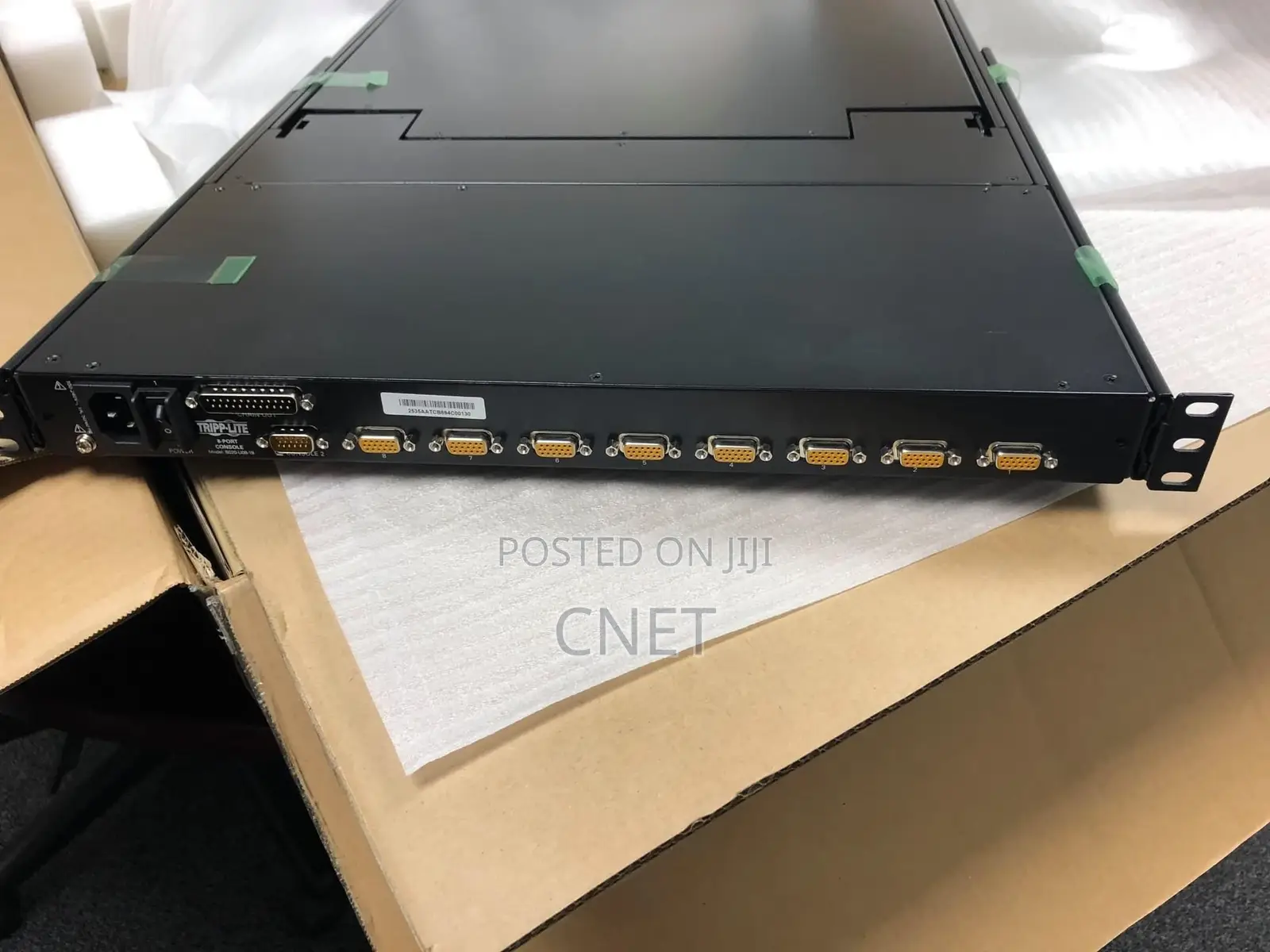 8 Port 17inches KVM Console