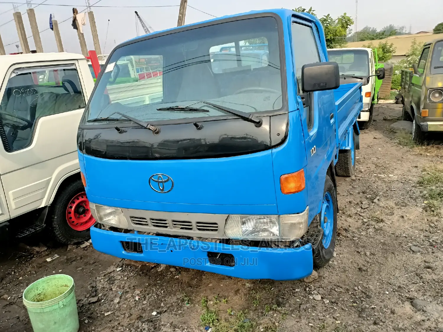 Toyota Dyna 100 Truck (Blue)