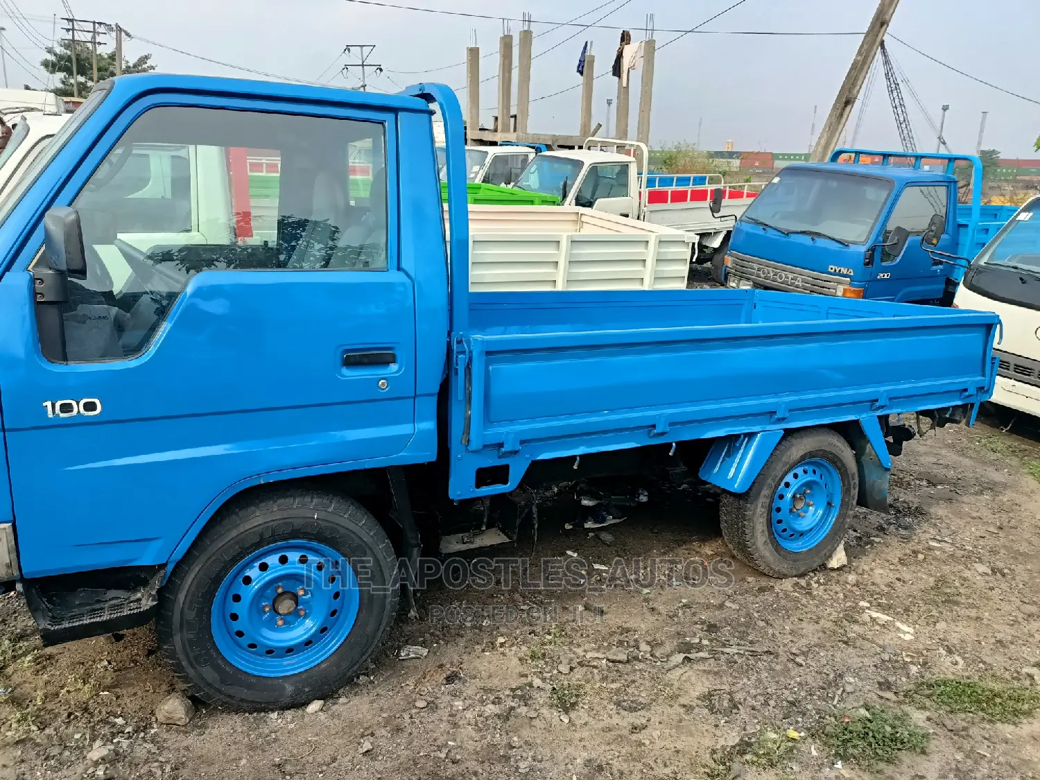 Toyota Dyna 100 Truck (Blue)
