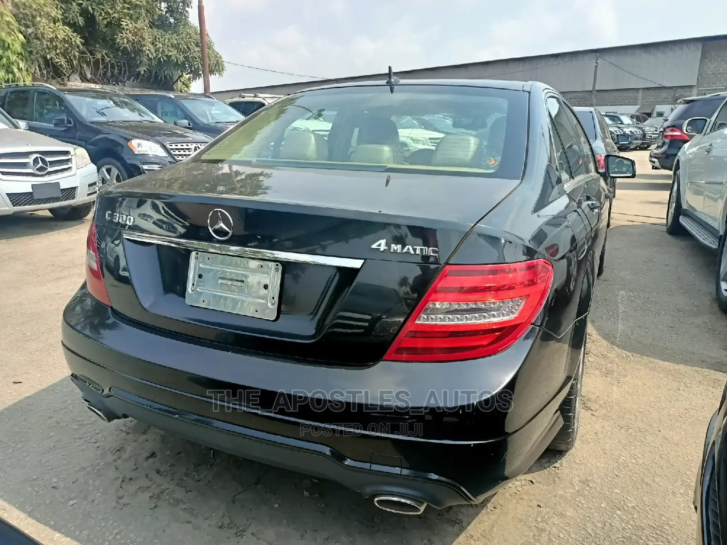 Mercedes-Benz C300 2014 Black