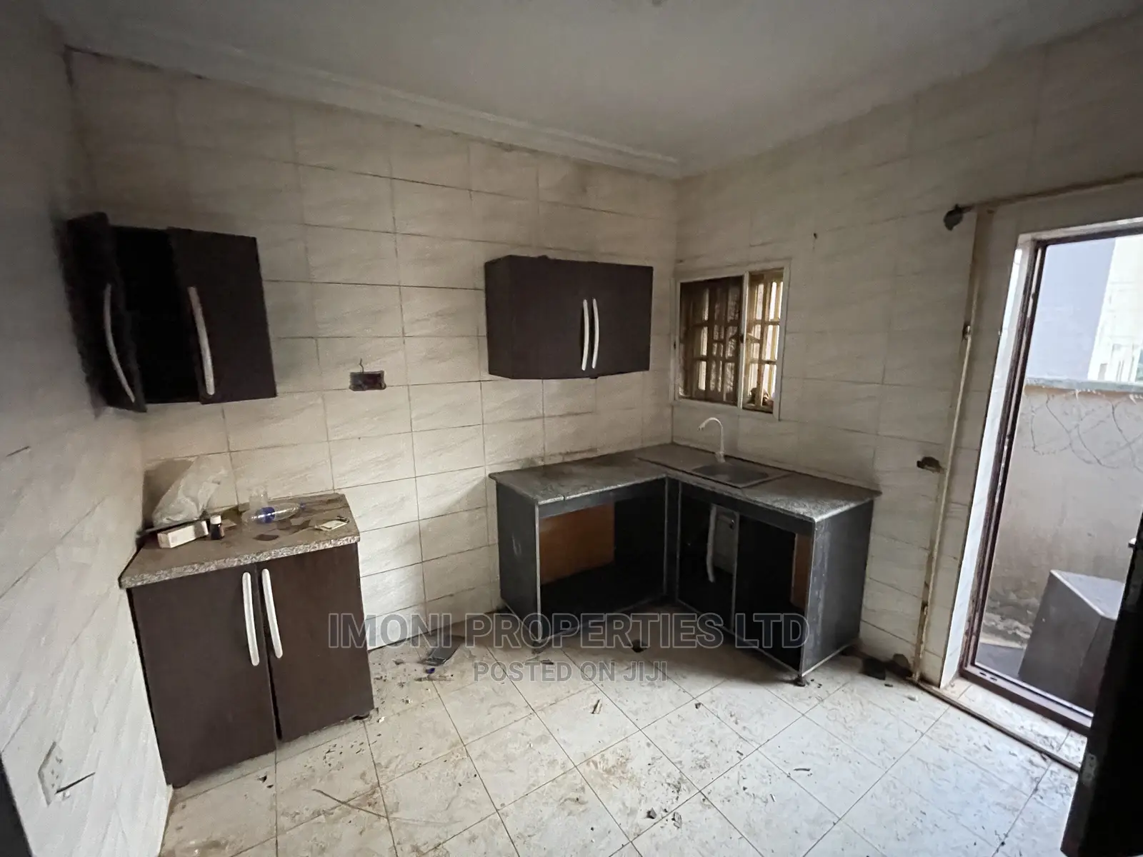 2bdrm Bungalow in Dawaki, Dakwo District for rent