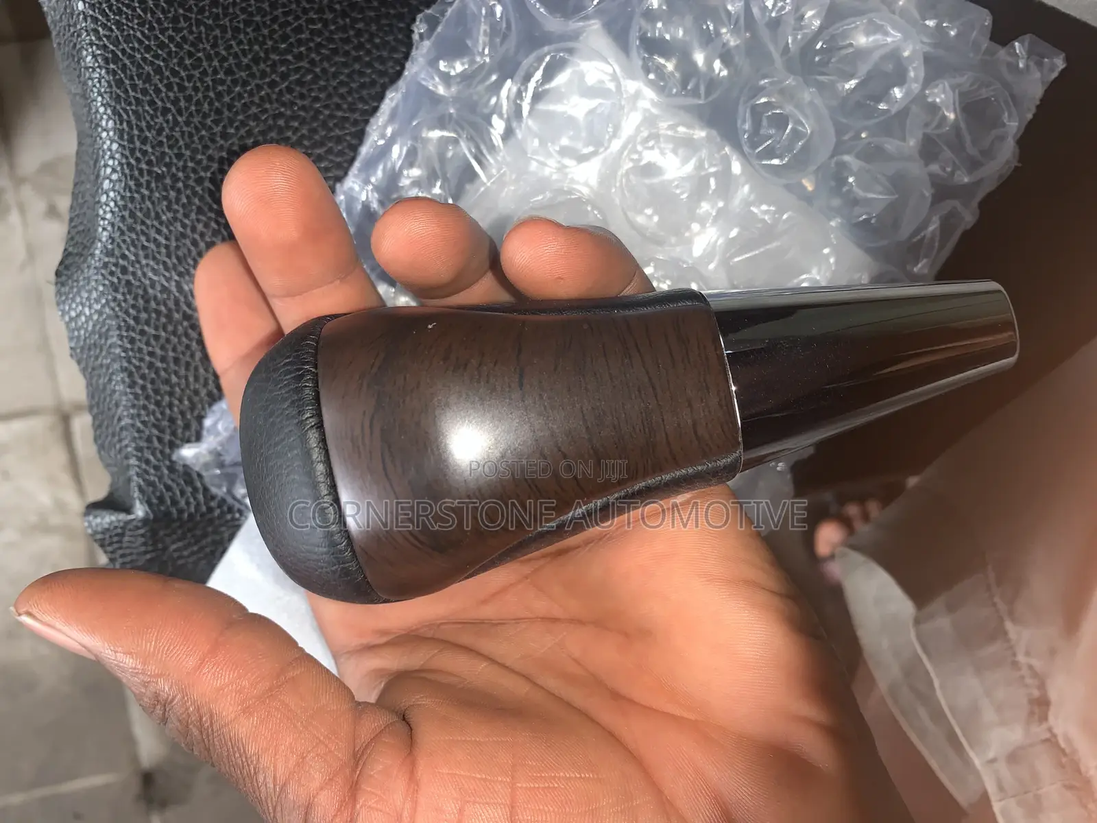 Gear Nob Land Cruiser Prado 2018
