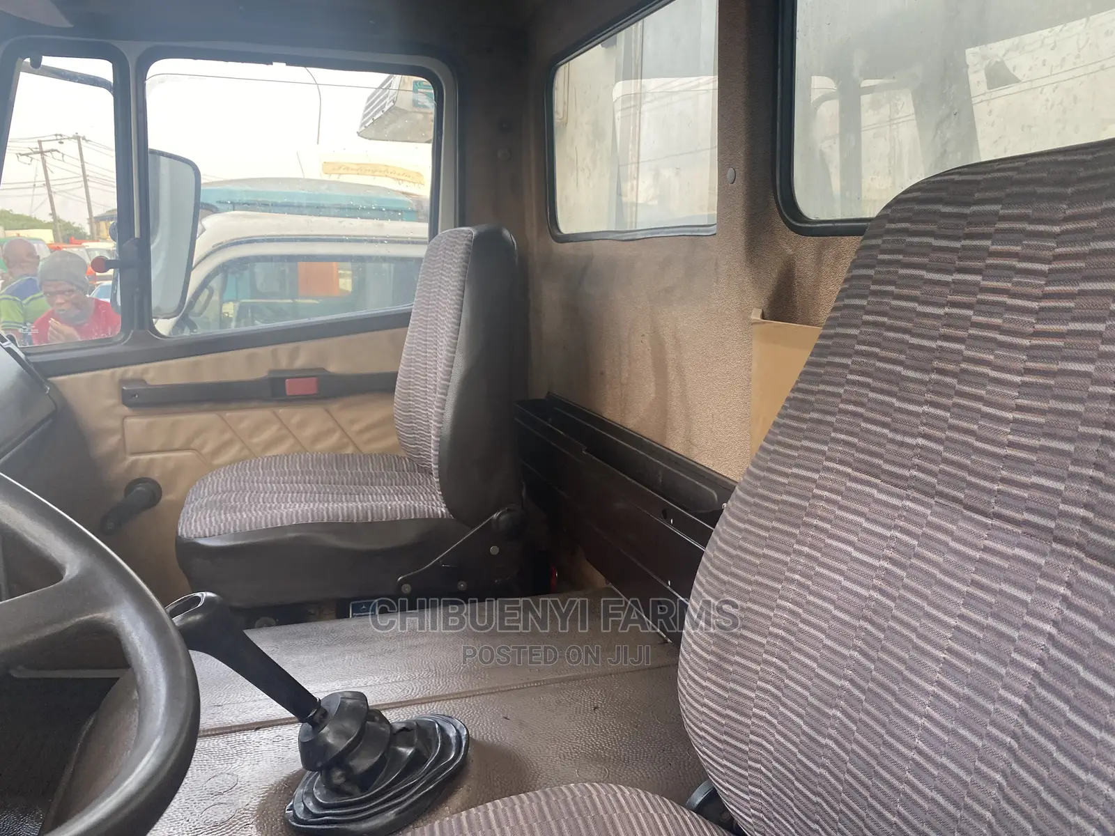 Mercedes’ 814 Cooling Van Long Chassis
