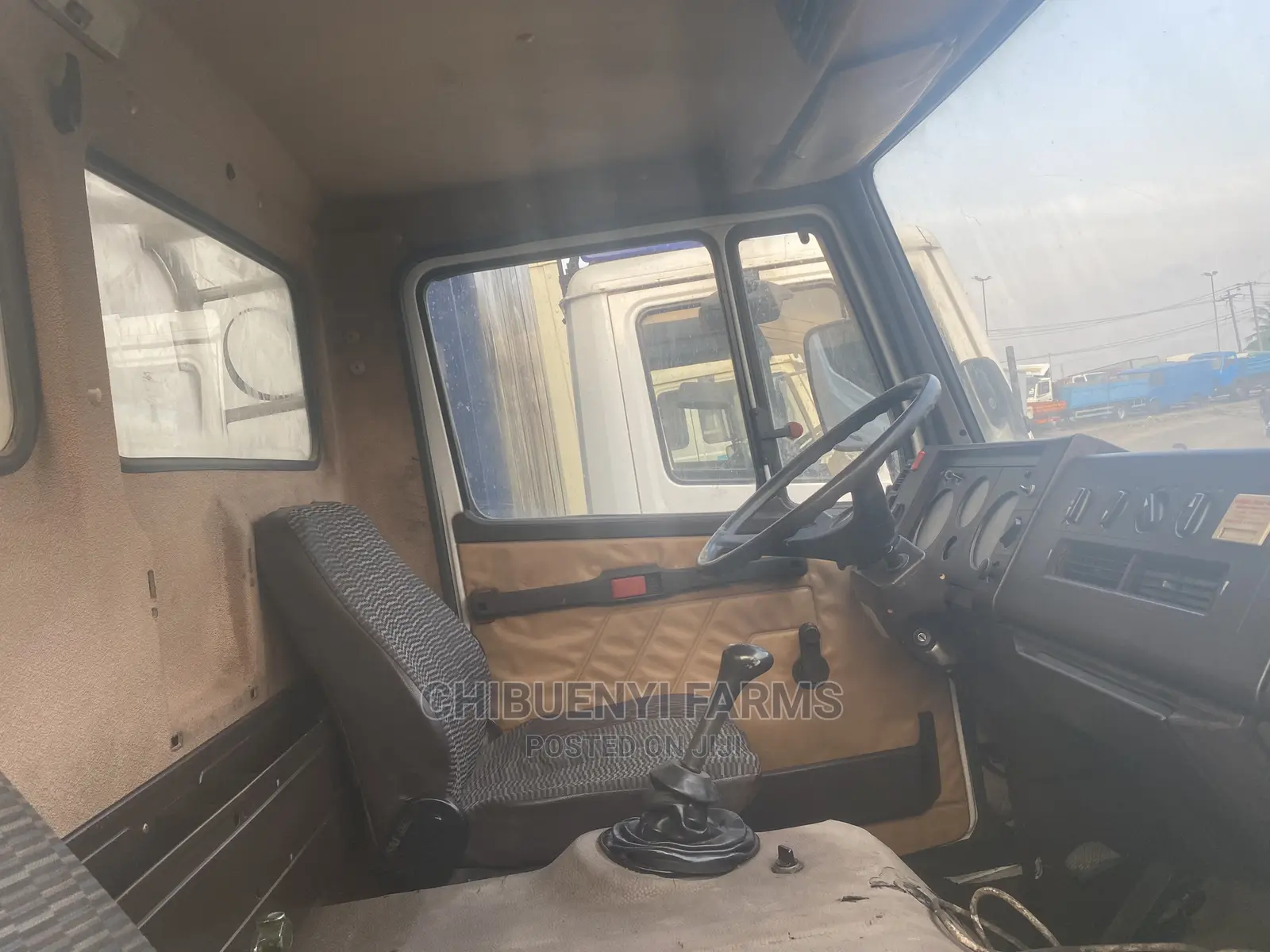 Mercedes’ 814 Cooling Van/Long Chassis