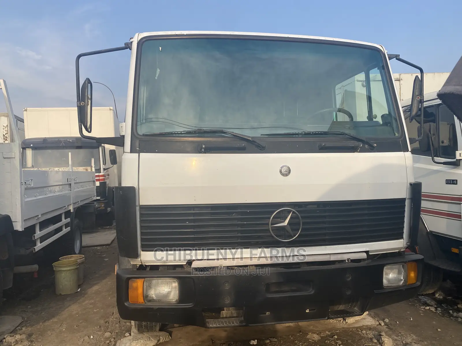 Mercedes’ 814 Pickup Body/Short Chassis