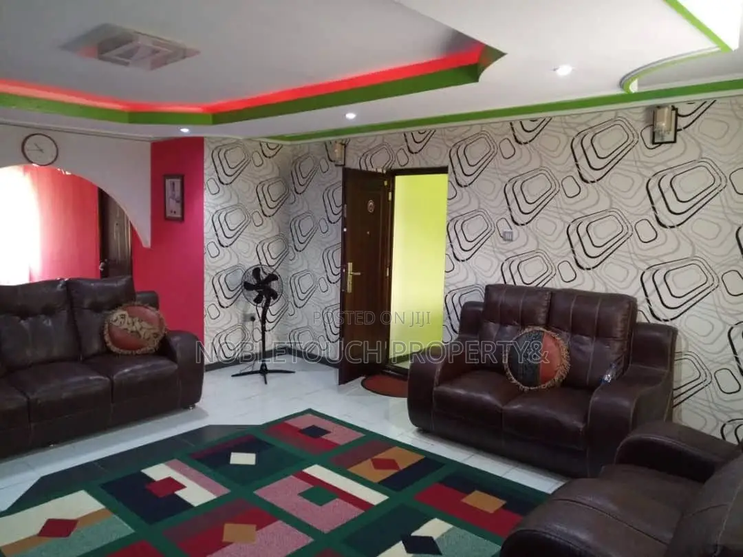 5bdrm Duplex in Ijegun Jakande Road for sale