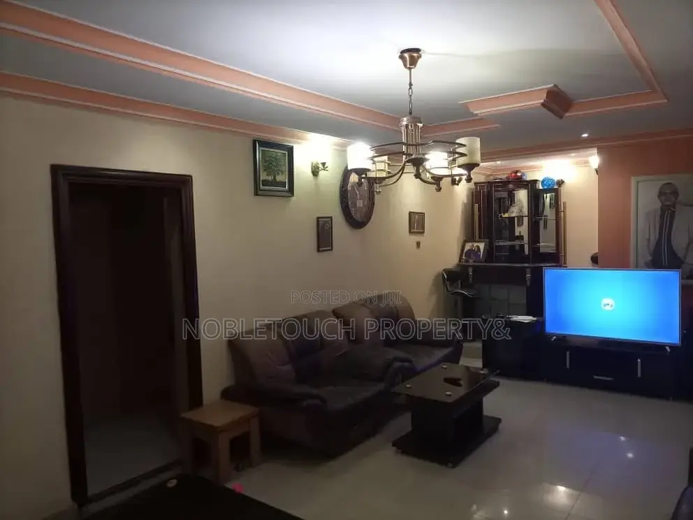 5bdrm Duplex in Ijegun Jakande Road for sale