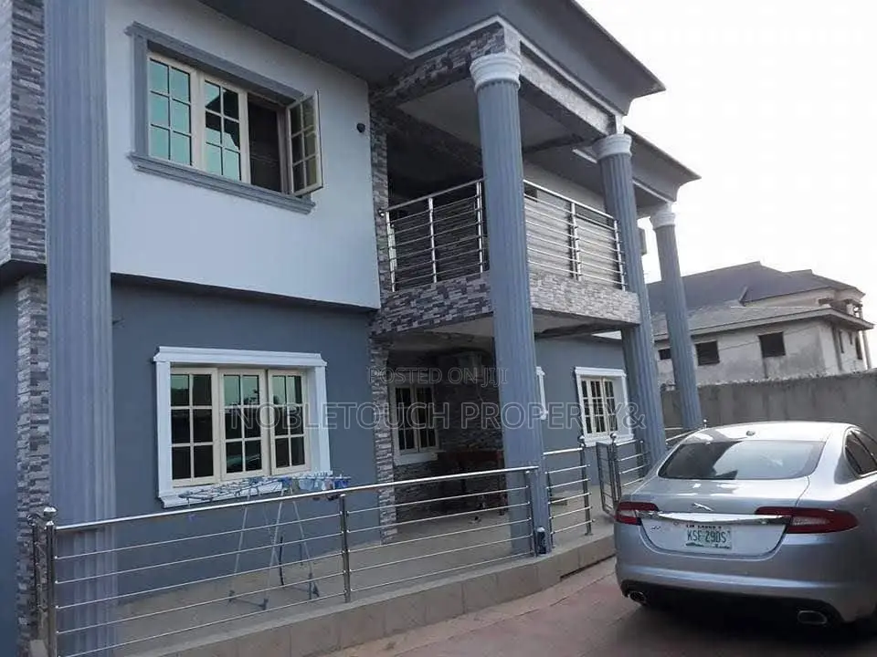 5bdrm Duplex in Ijegun Jakande Road for sale