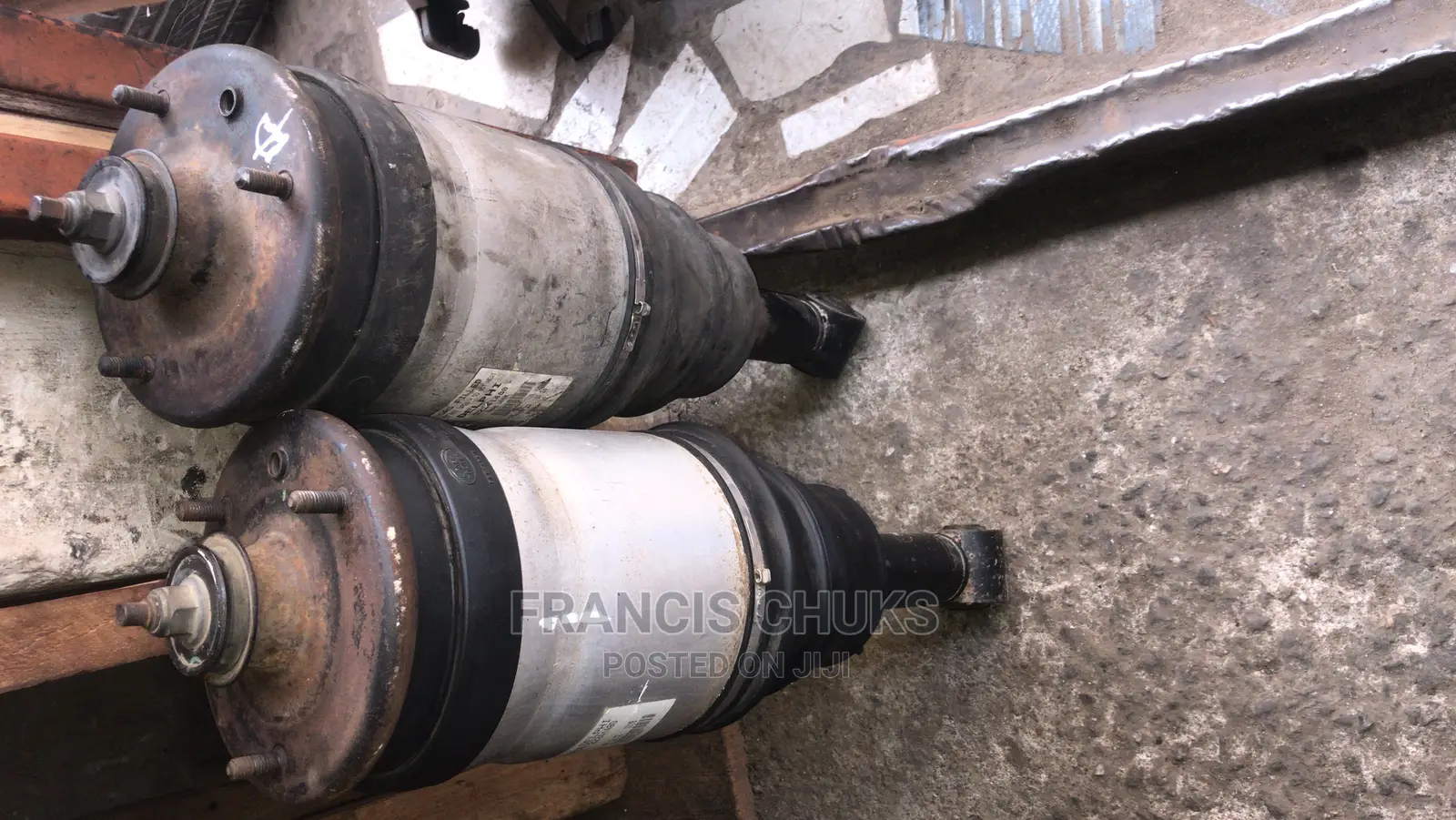 Rear Balloon Shock for Range Rover Sport and LR