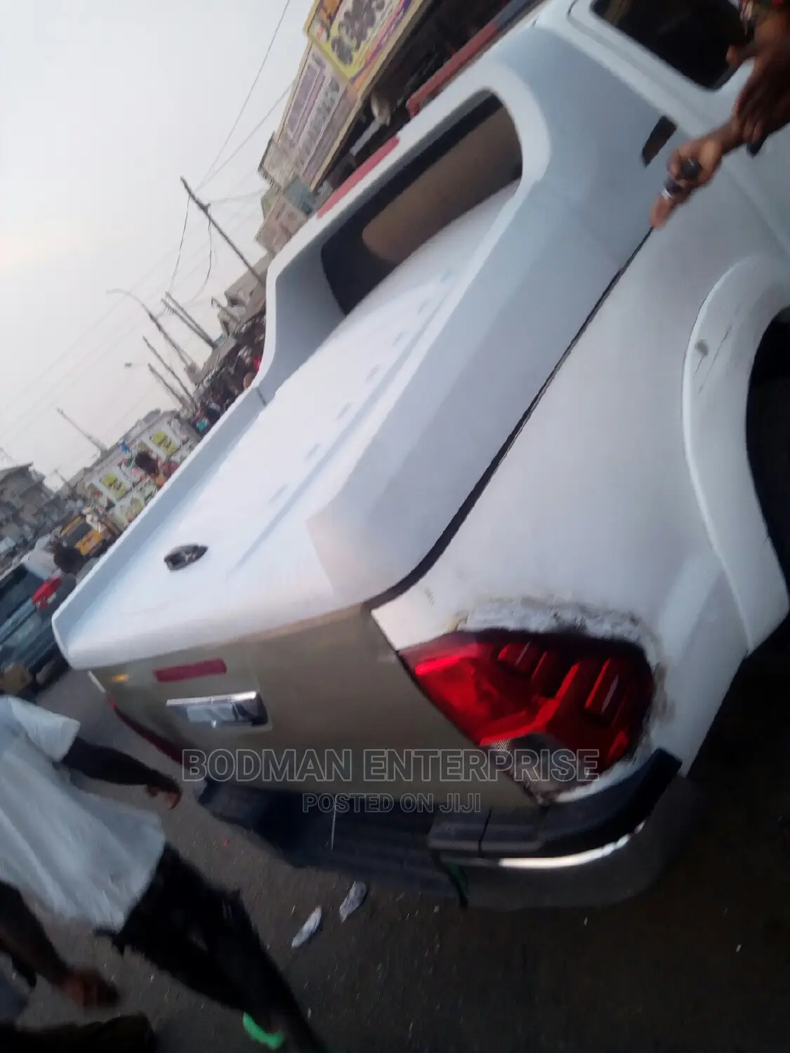 Hilux Carry Boy Cover * +,=