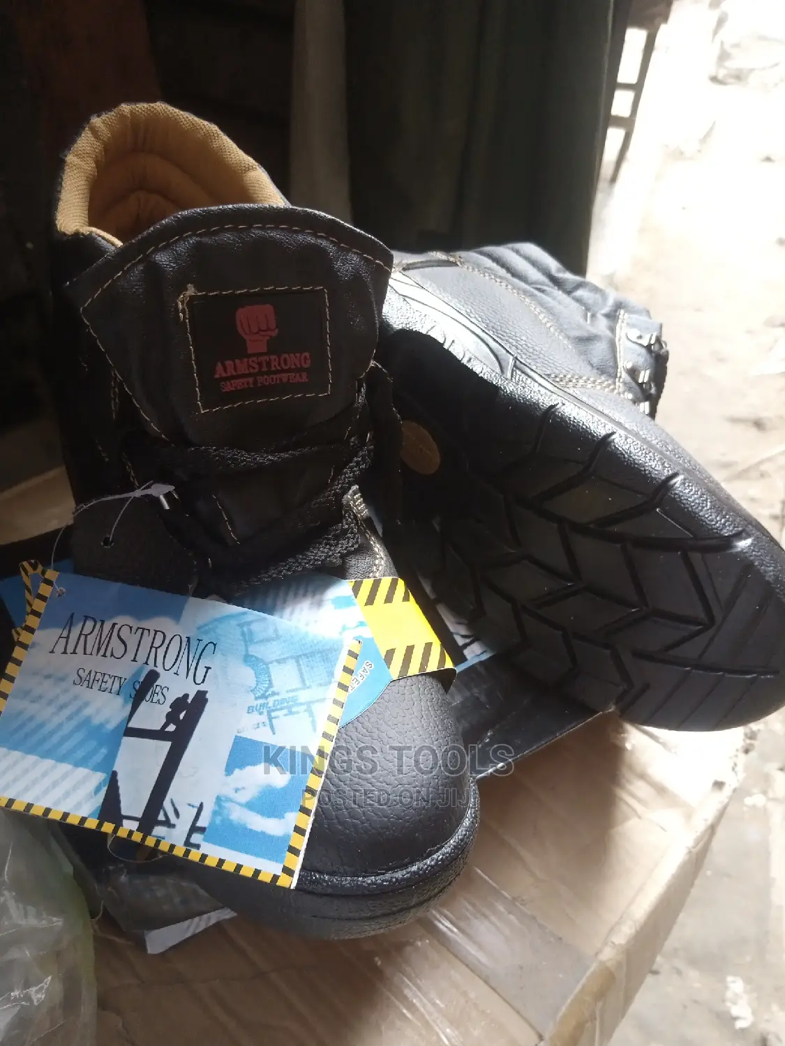 Armstrong Safety Shoe