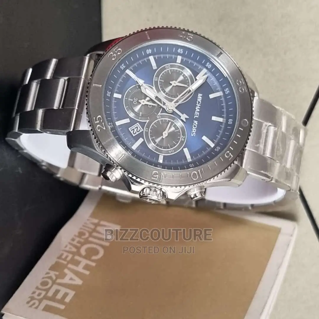 Original MICHAEL KORS Silver Steel Strap Available in Store