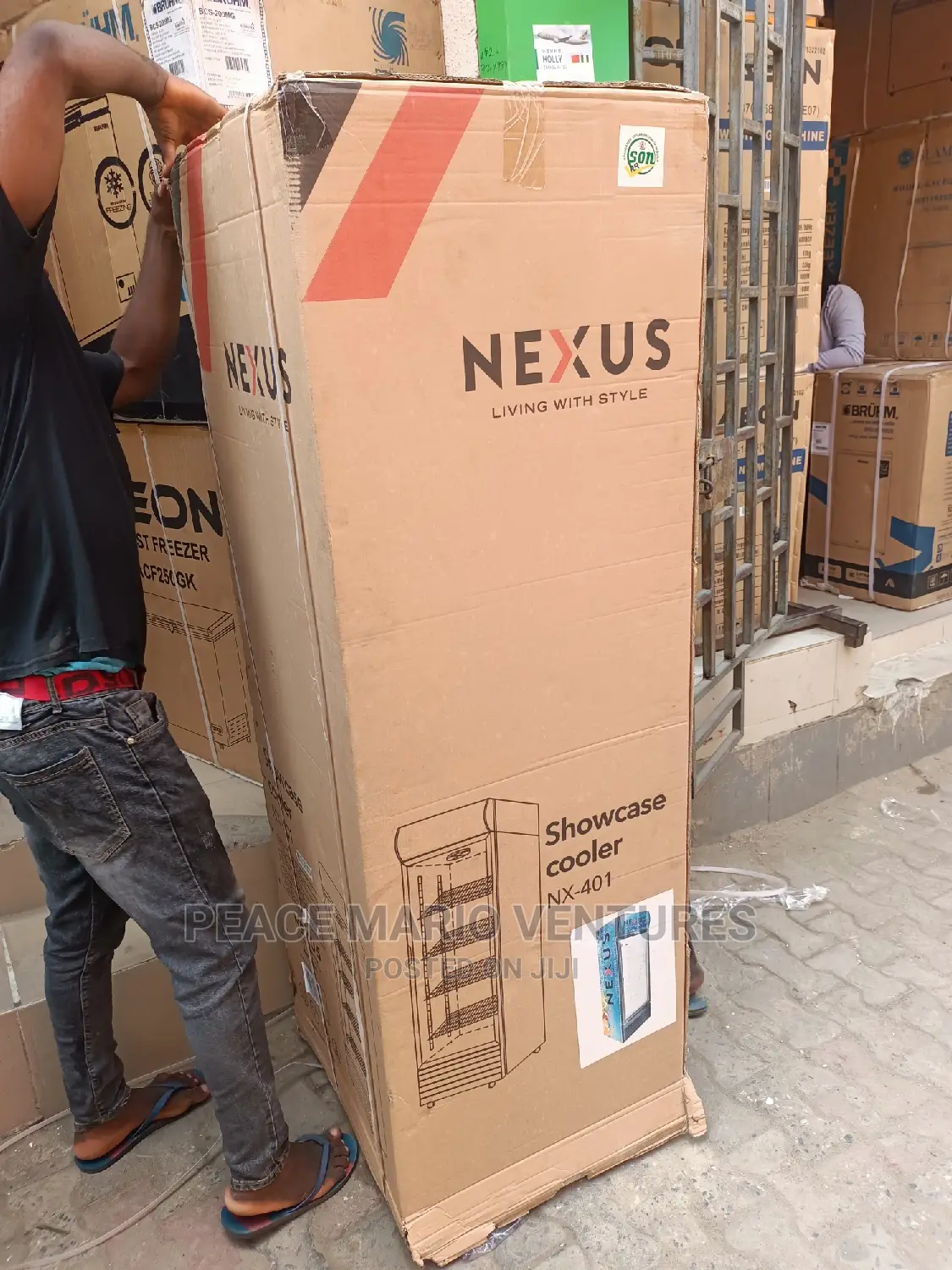 Best Nexus Showcase Chiller With Tick Transparent Glass.