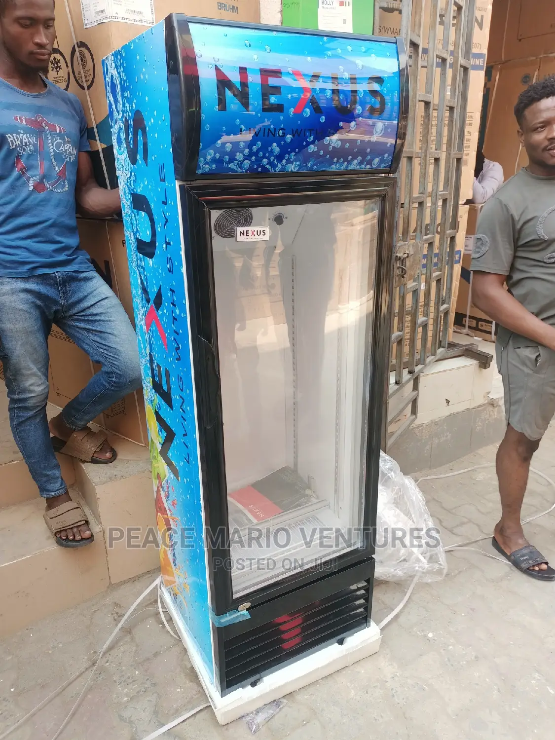 Best Nexus Showcase Chiller With Tick Transparent Glass.