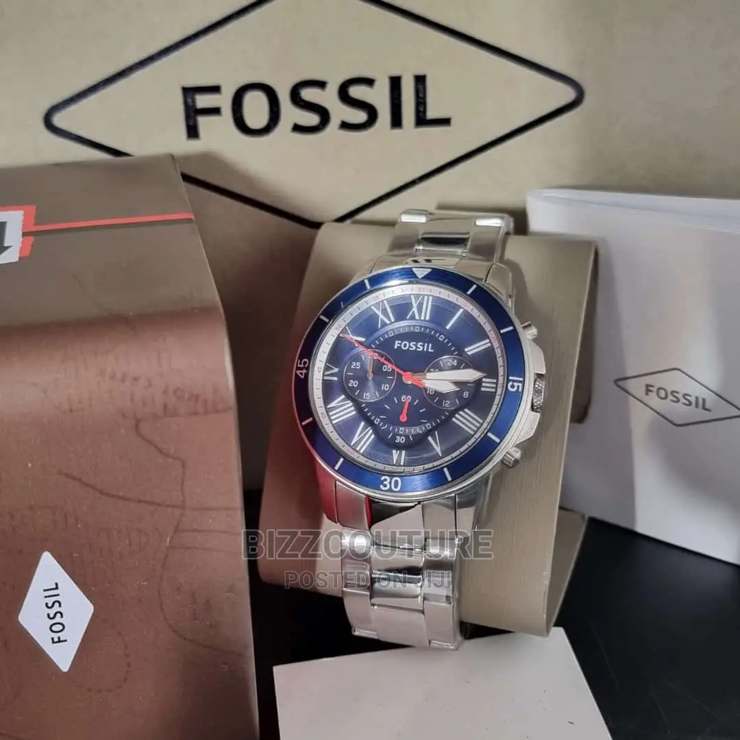 Original FOSSIL Silver Steel Strap Watch Available in Store