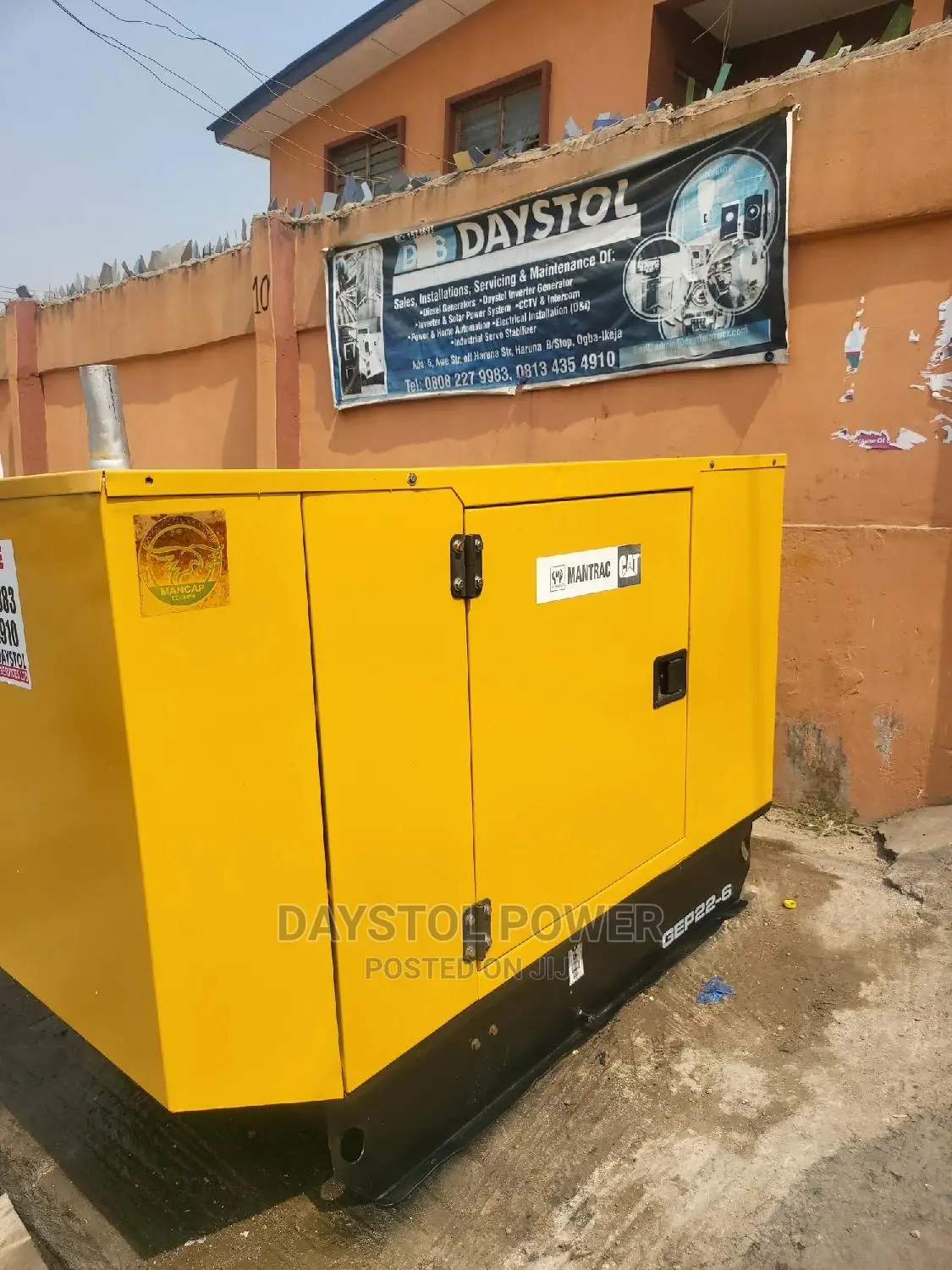 Super Clean 22kva Cat Mantrac Soundproof Generator