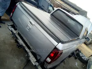 Honda Ridgeline Boot Cover Fibber Folding ==*