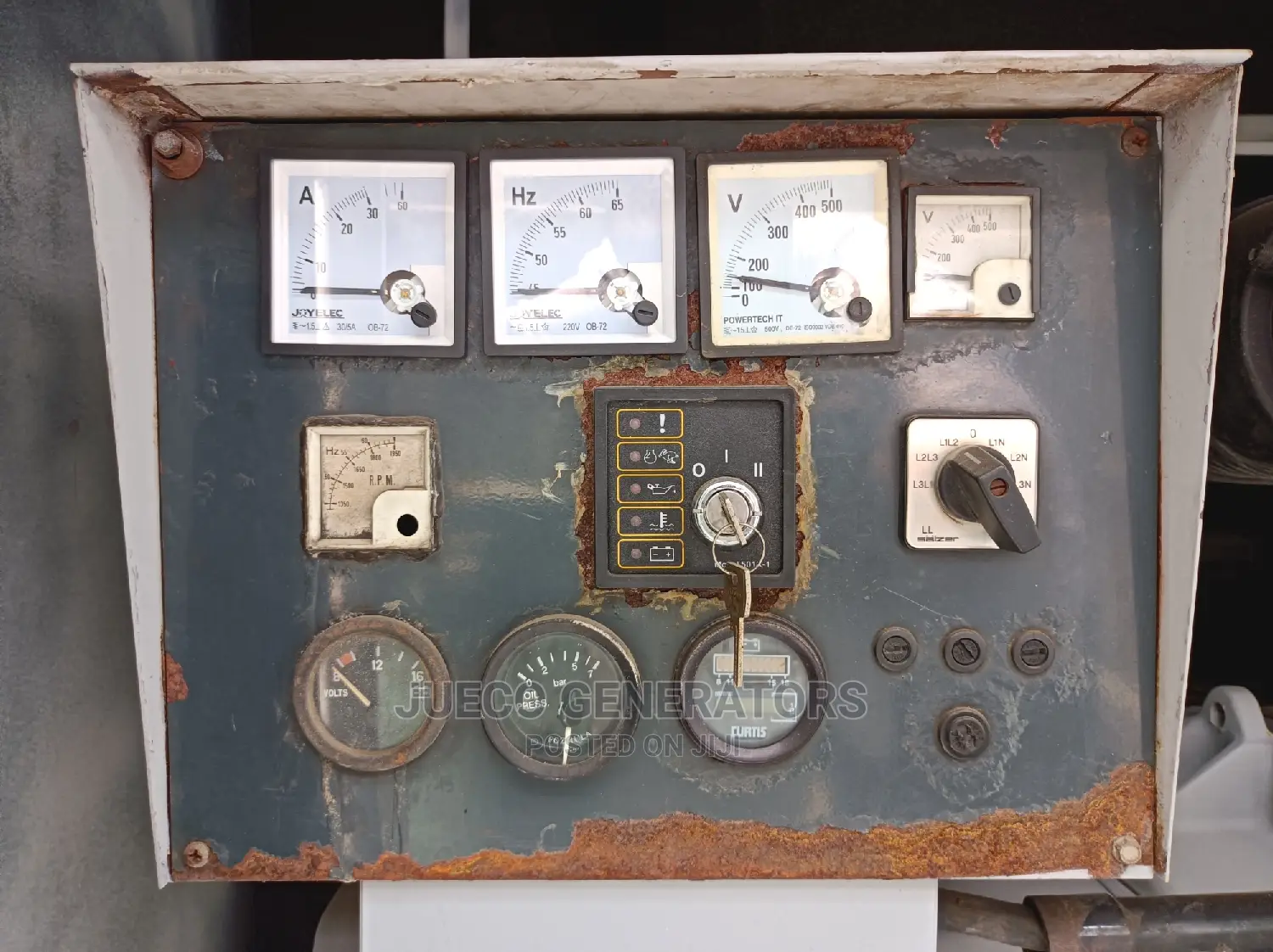 27kva Perkins Old Model Soundproof Generator for Sale.
