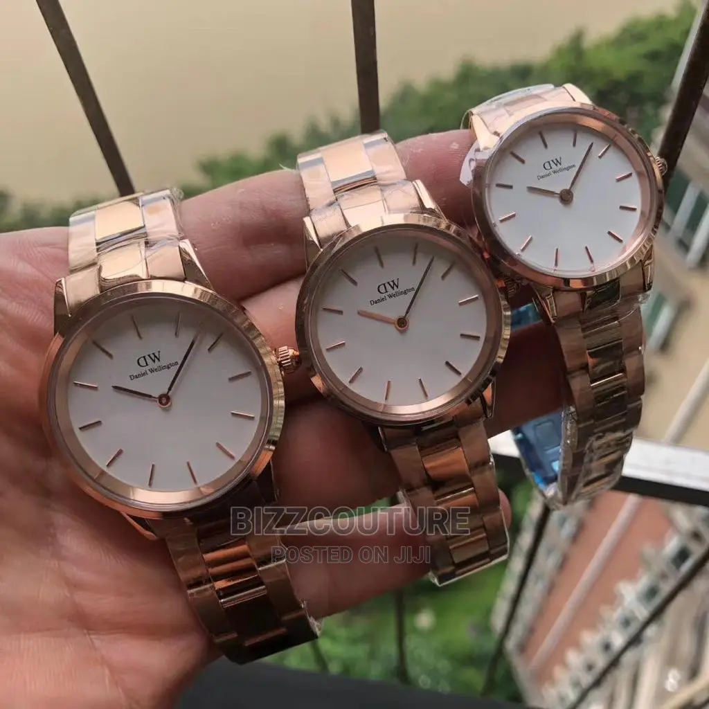Original DANIEL WELLINGTON Gold Steelstrap Available Instore