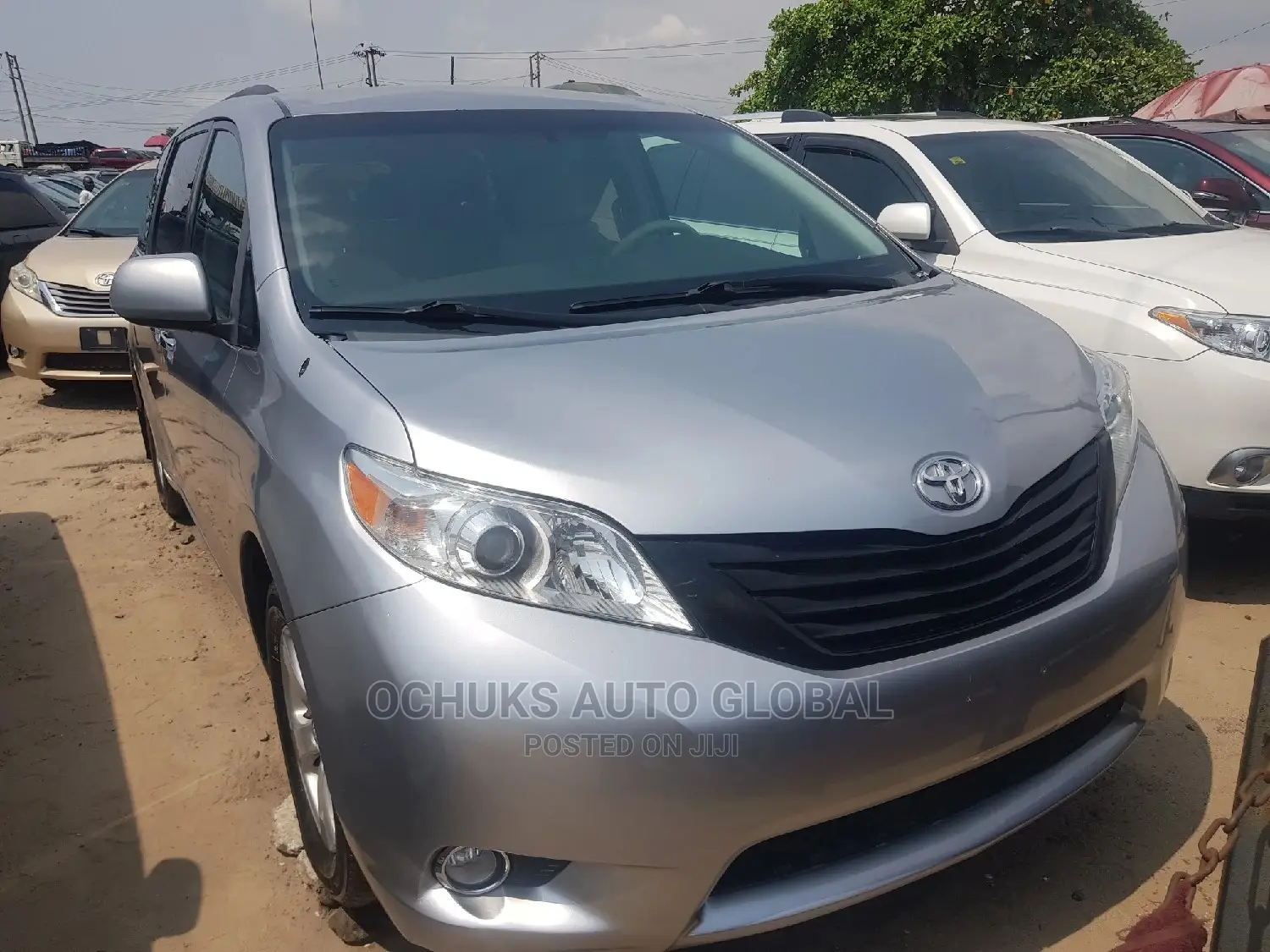 Toyota Sienna LE 7 Passenger 2011 Silver