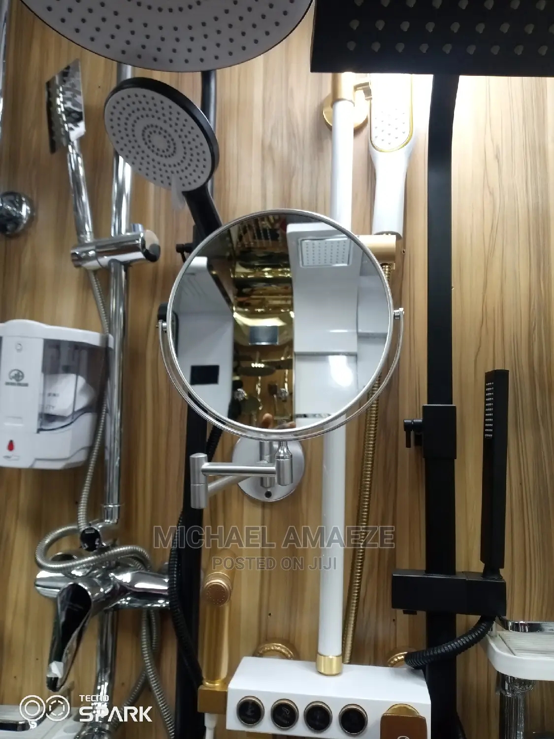 Without Lights Magnificant Mirror Silver and Gold