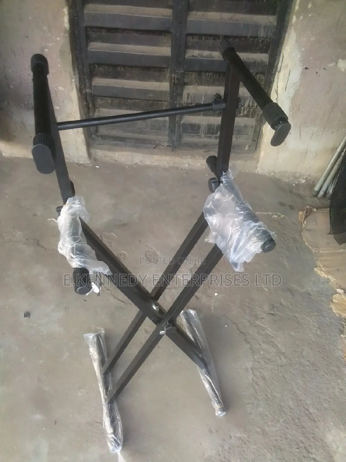 Double Keyboard Stand