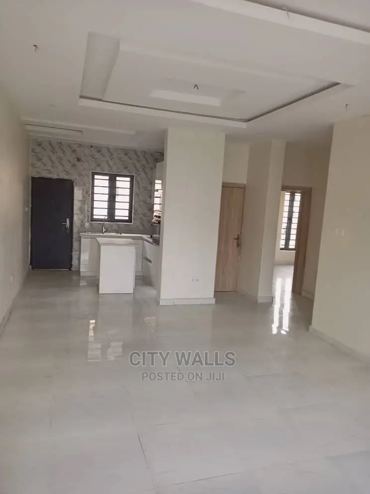 2bdrm Block of Flats in Ikate for Sale
