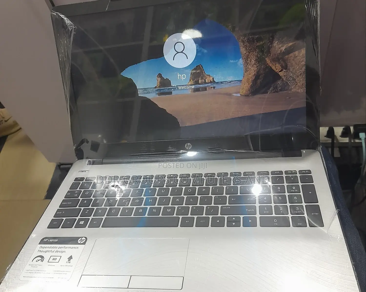 Laptop HP 250 G6 4GB AMD A6 HDD 500GB