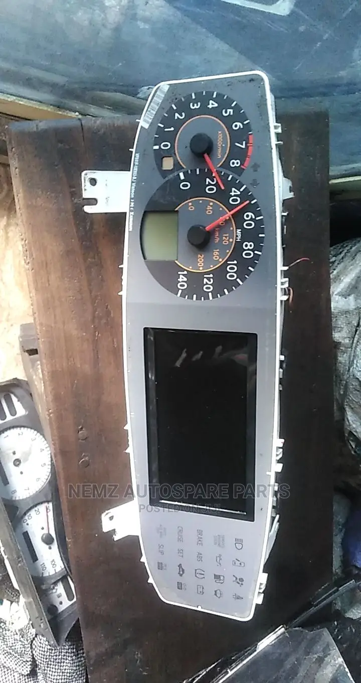 Speedometers Clock for Nissan and Toyota Hyundai