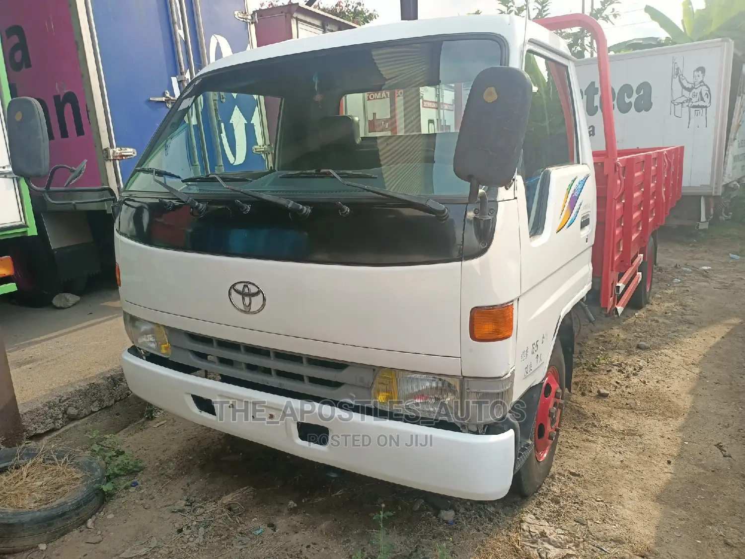 Toyota Dyna 300 (White)