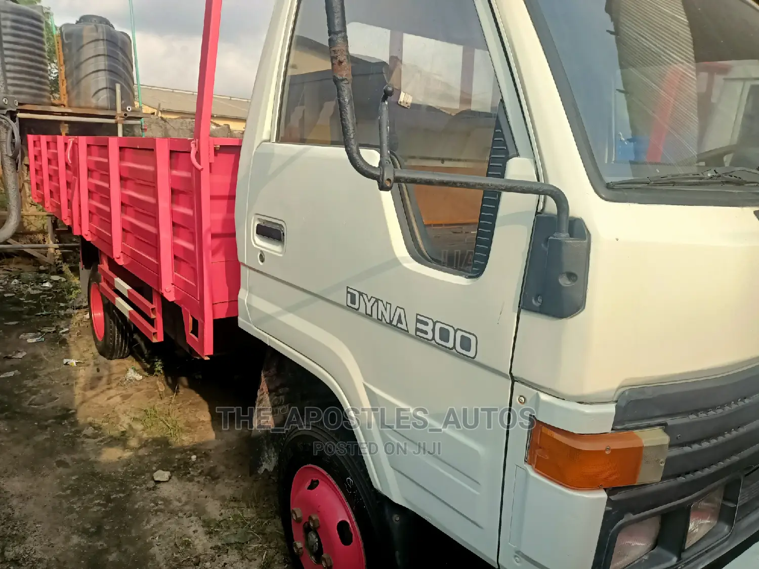 Toyota Dyna 300 (Truck) White
