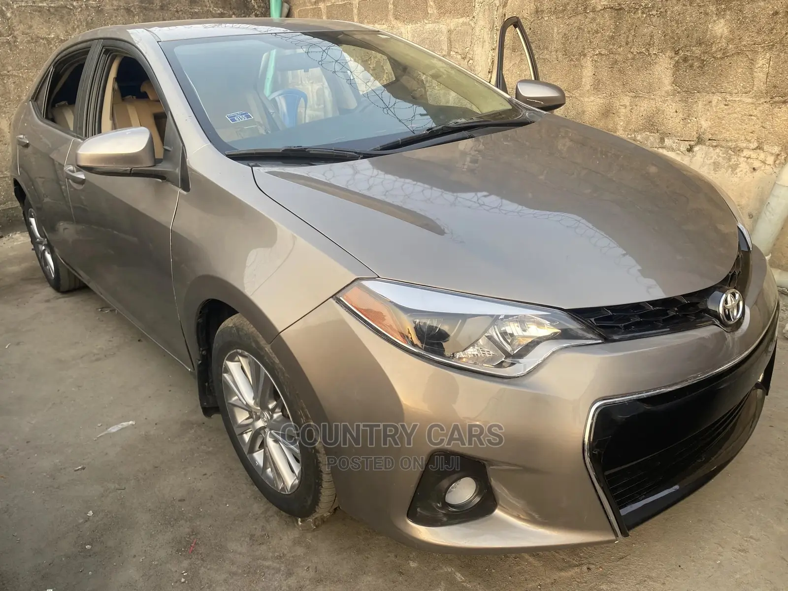Toyota Corolla 2016 Gray