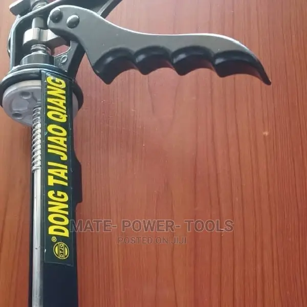 Heavy Duty Sealant Silicone Gun