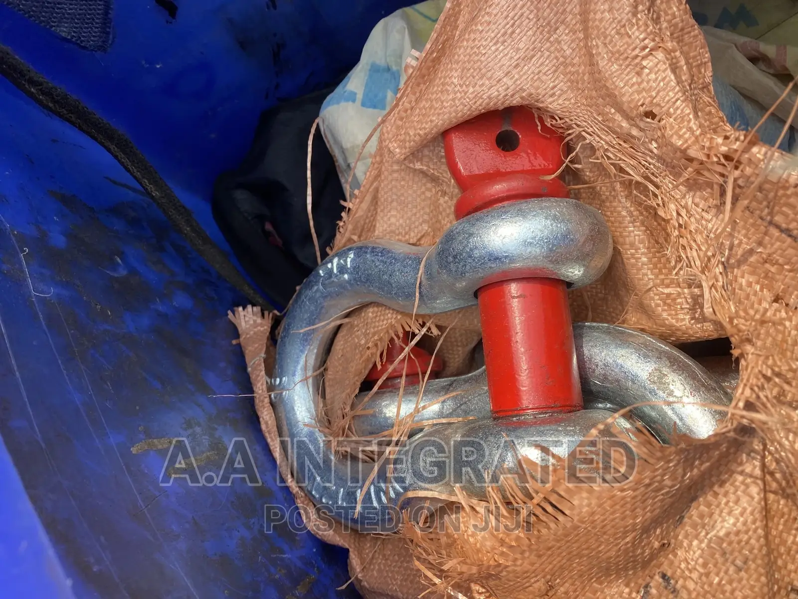 Shackles Different Sizes