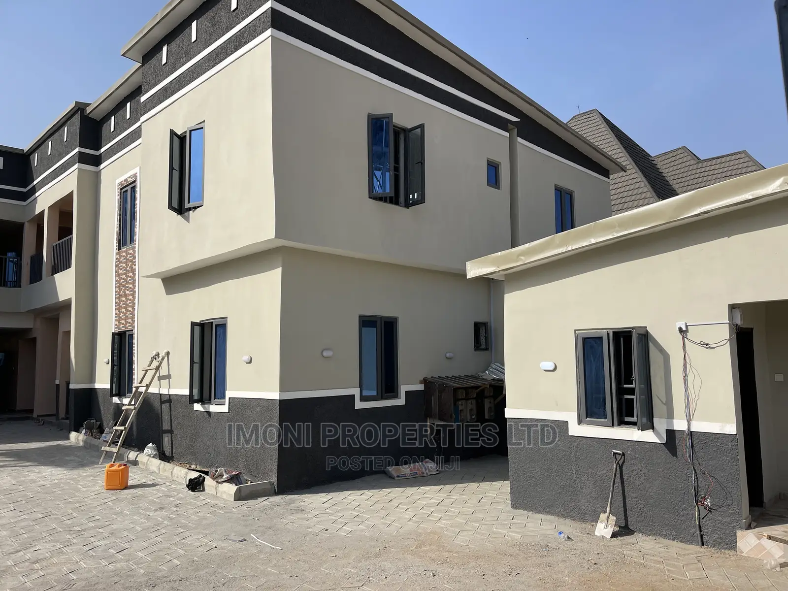 2bdrm Block of Flats in Fo1, Kubwa for rent